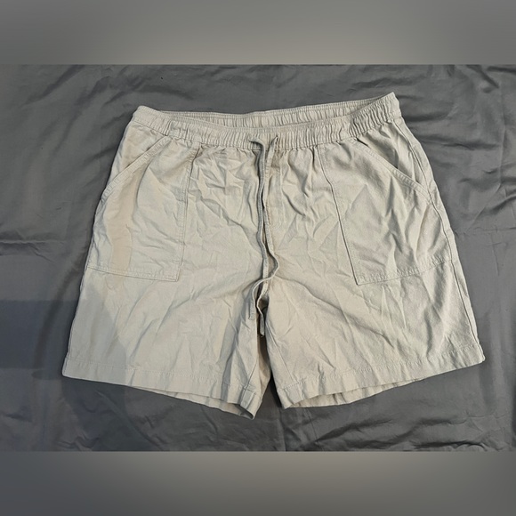 Style & Co. Light Tan Elastic Shorts - Picture 1 of 5